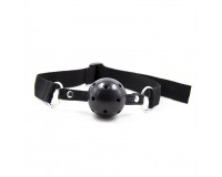 Черный кляп-шар с нейлоновым ремешком