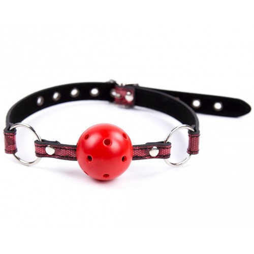 Кляп-шар на дизайнерском красном ремне