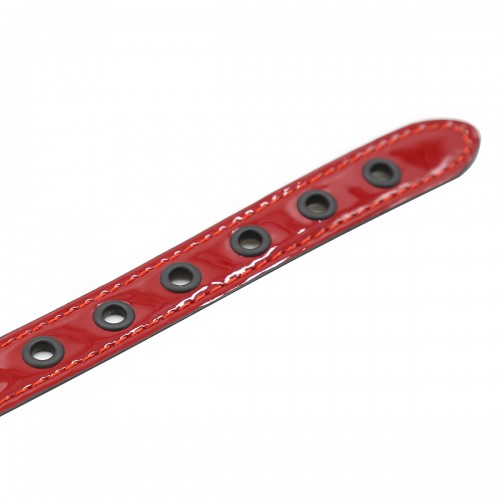 Дышащий кляп-шар на красном лаковом ремешке