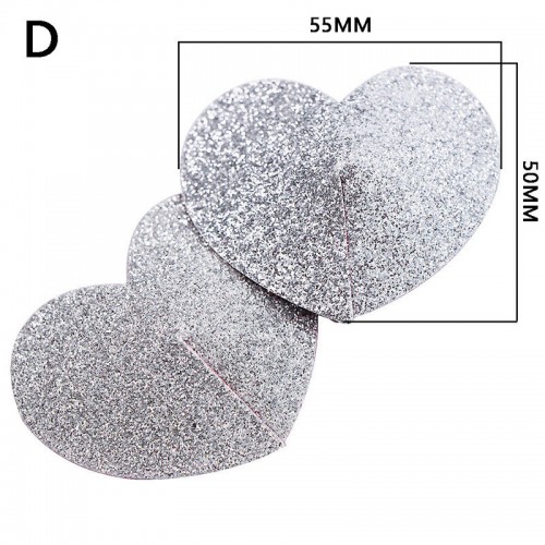 Блестящие пэстисы-сердечки серебристого цвета