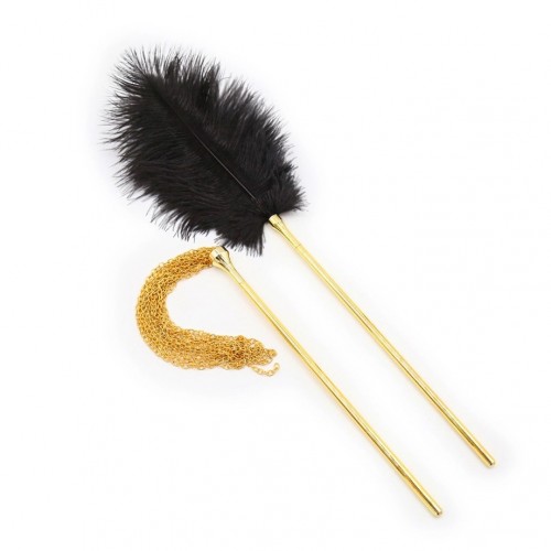 Золотой тиклер со сменными цепями и страусиным пером 43 см Золотой тиклер со сменными цепями и страусиным пером 43 см