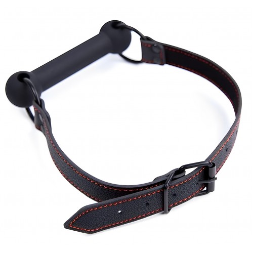 Черный кляп-трензель с черным ремешком Черный кляп-трензель с черным ремешком