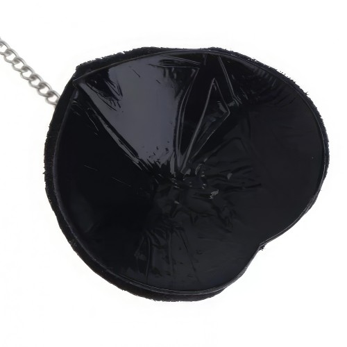 Черные пэстисы-сердечки с черными стразами и цепочкой Черные пэстисы-сердечки с черными стразами и цепочкой