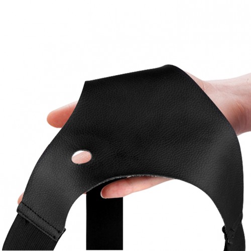 Реалистичный страпон с мошонкой и с удобными трусиками 18 см Реалистичный страпон с мошонкой и с удобными трусиками 18 см