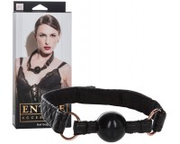 Силиконовый кляп на стеганом ремне с меховой подкладкой Entice Ball Gag