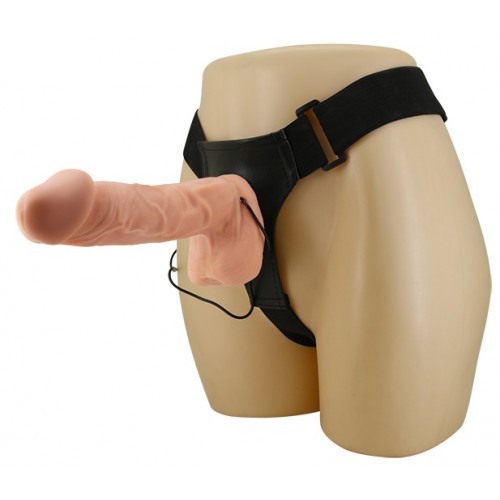 Реалистичный вибрострапон на трусиках Passionate Harness 21 см Реалистичный вибрострапон на трусиках Passionate Harness 21 см