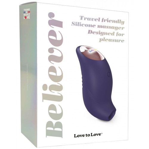 Перезаряжаемый стимулятор клитора с подвижным язычком Love to Love Believer Midnight Indigo Перезаряжаемый стимулятор клитора с подвижным язычком Love to Love Believer Midnight Indigo